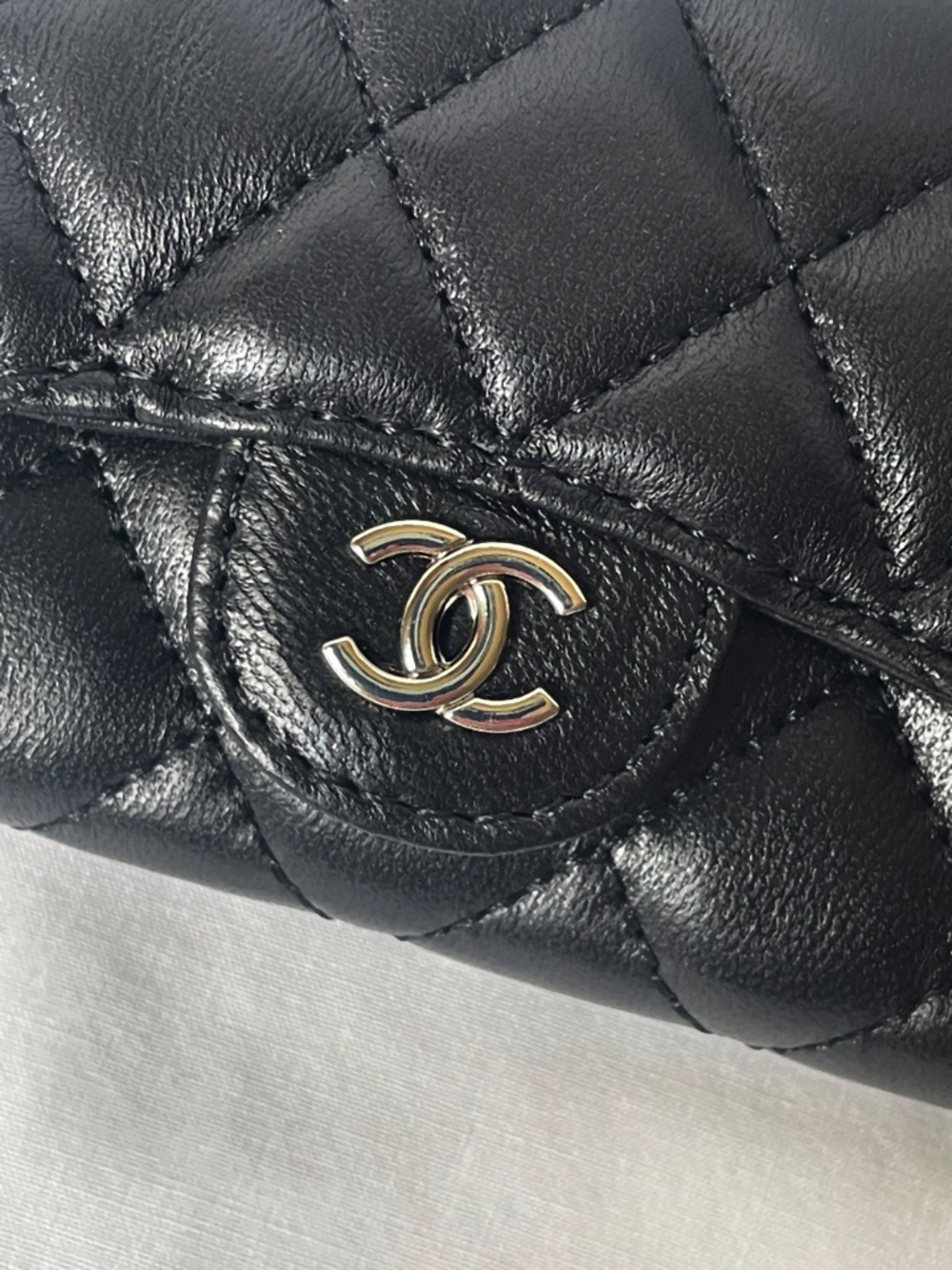 Chanel GWP Small Quilted Change Purse Card Holder Wallet - Picture 5 of 11